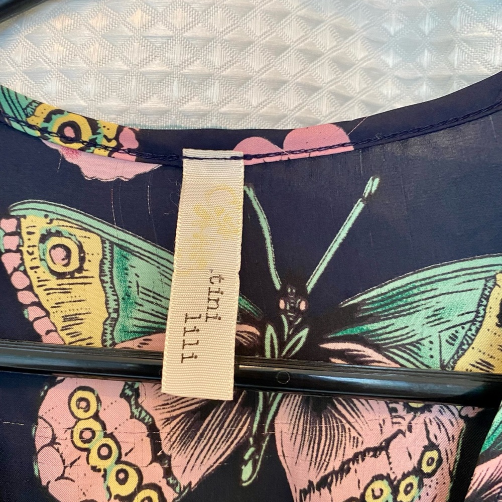 Francesca’s Silk smocked botanical butterfly top - Picture 6 of 6